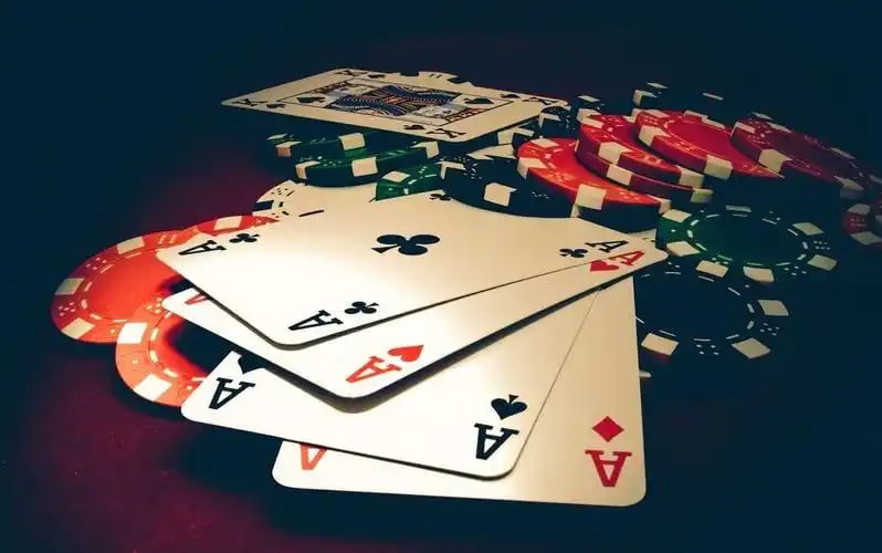 Lightning Baccarat Game